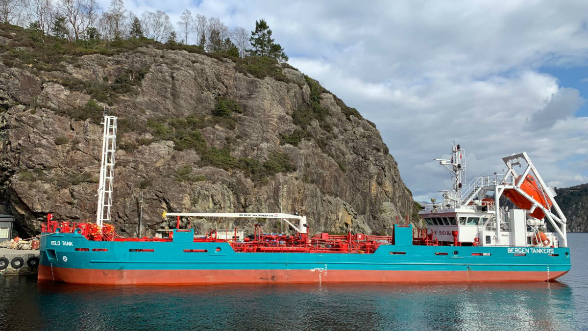 Contract advances first LNG bunker vessel for Norway