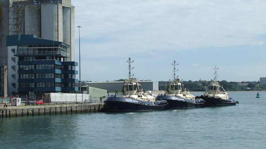 LISW: How jack-up pontoons could improve workboat safety