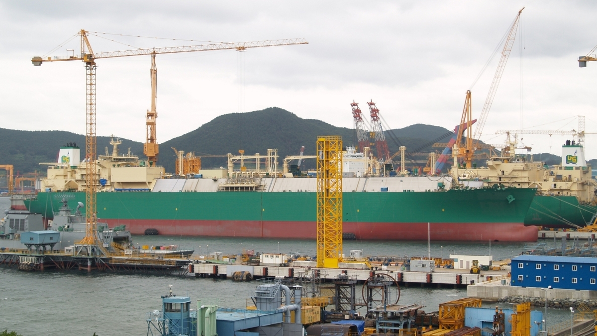 South Korean shippers join to target Qatari LNG fleet contracts