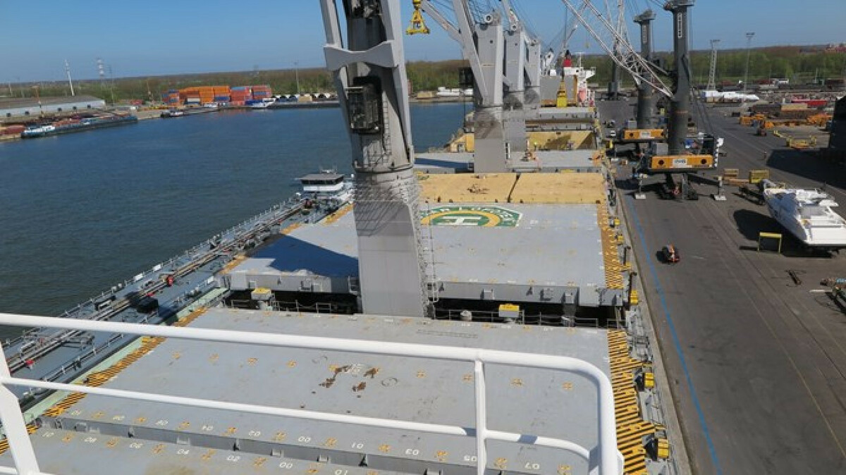 MacGregor wins hatch cover order from Fincantieri