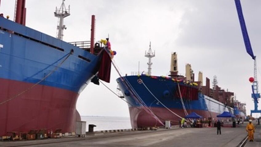 Using carbon insetting to accelerate low-carbon fuels adoption