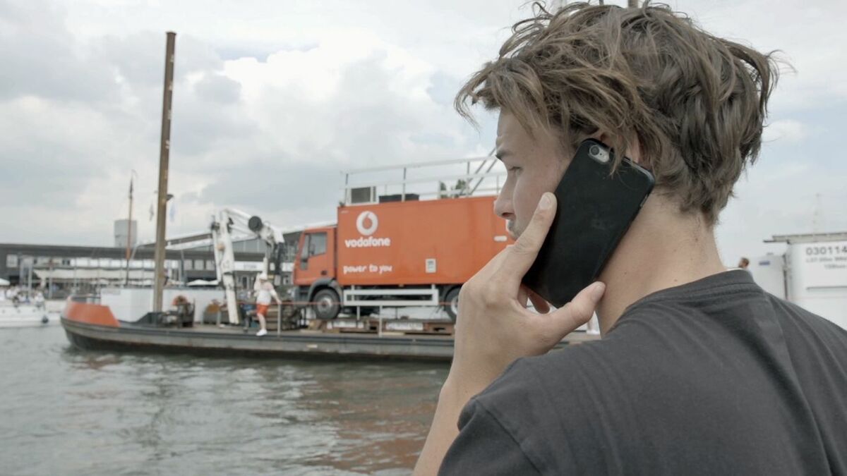 https://dvzpv6x5302g1.cloudfront.net/AcuCustom/Sitename/DAM/069/Vodafone_truck_on_barge_phone_call.jpg