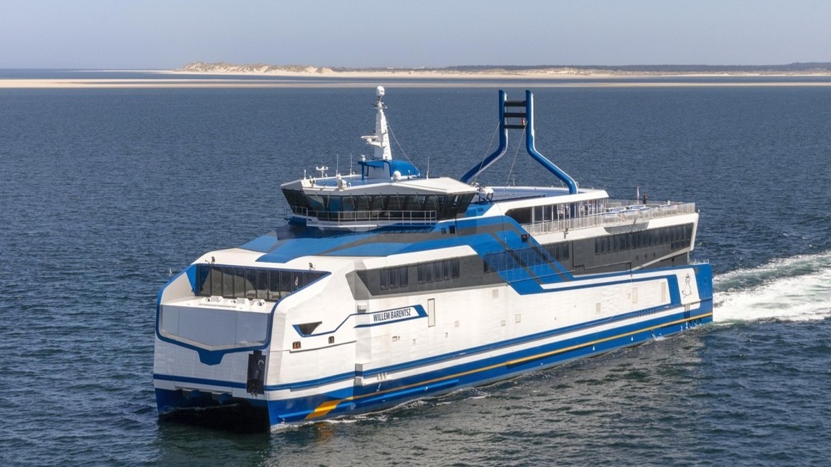 Riviera - News Content Hub - Pure gas engines developed for green OSV  operations