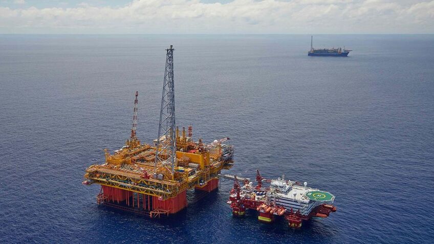 Inpex workers vote to strike at Australia LNG site