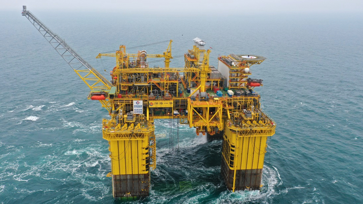 riviera-news-content-hub-world-s-first-ultra-deepwater-fpso-giant