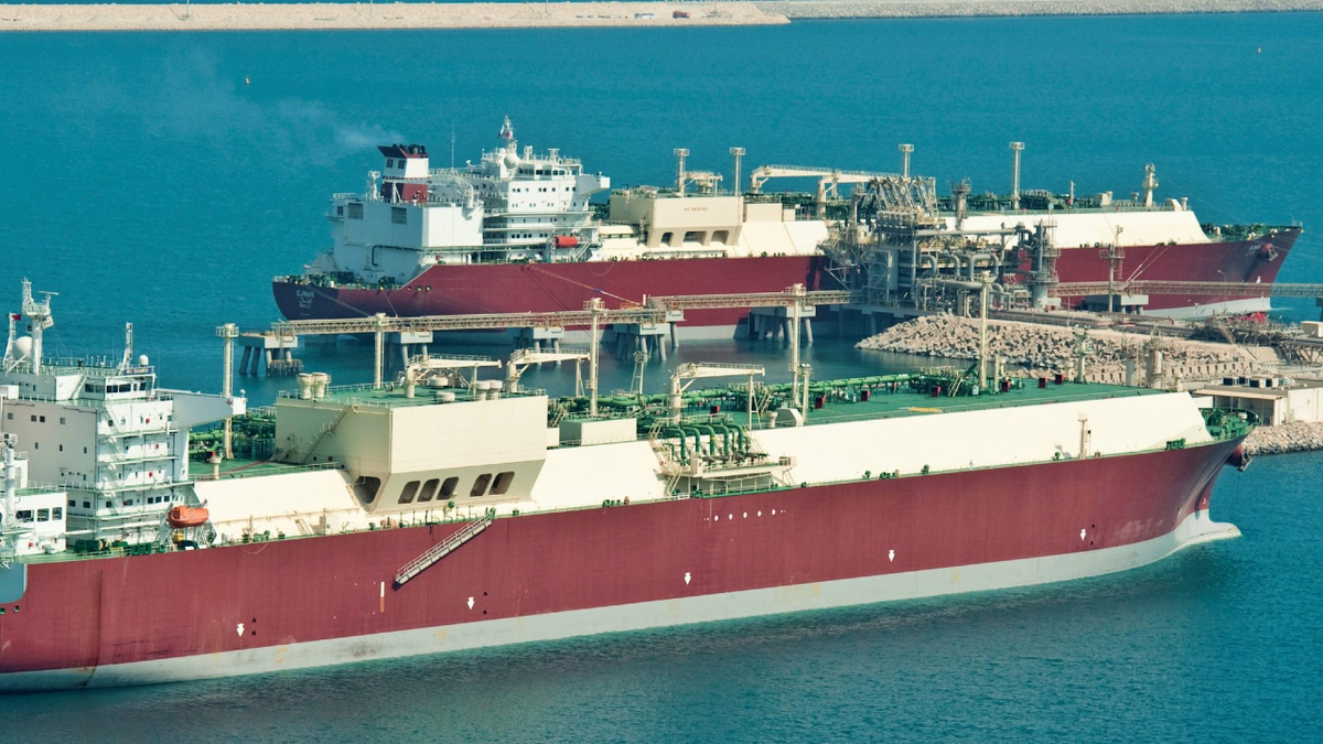 Riviera - News Content Hub - ‘Green’ LNG carriers to get break on port ...