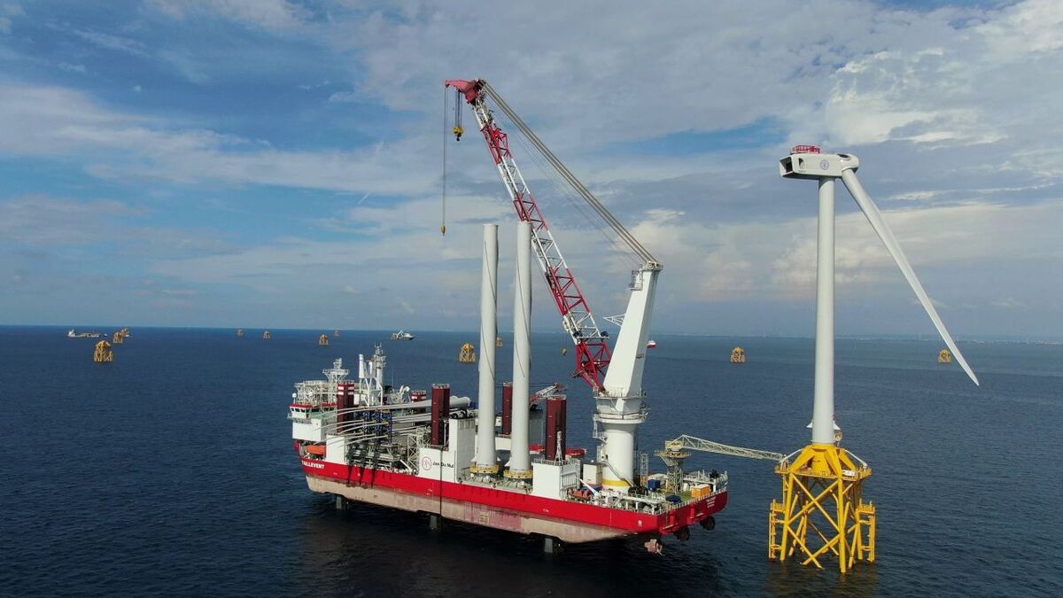  WTG installation by Taillevent (source: Taiilevent)