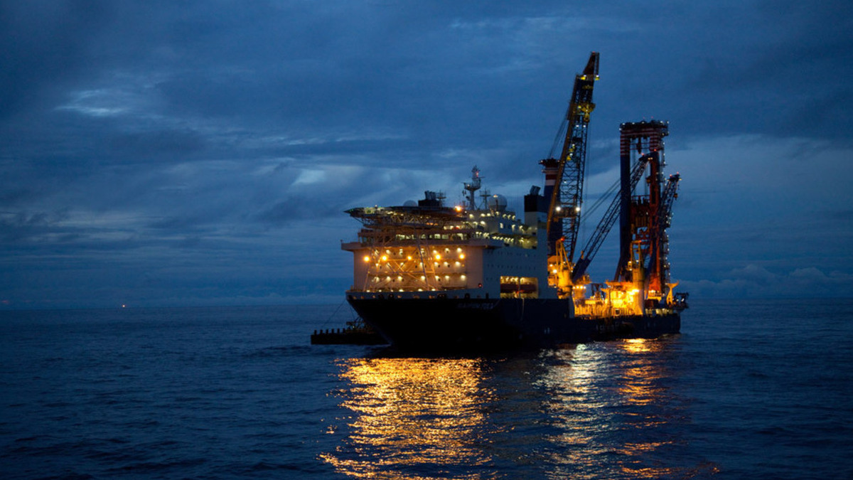 Saipem lands US$850M contract for subsea work offshore Angola