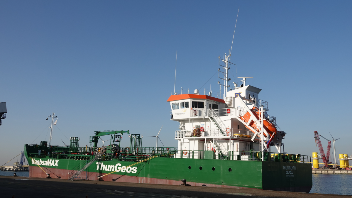 Riviera - News Content Hub - An owner's journey towards water-lubricated shaftlines and stern tubes Riviera - News Content Hub - An owner's journey towards water-lubricated shaftlines and stern tubes