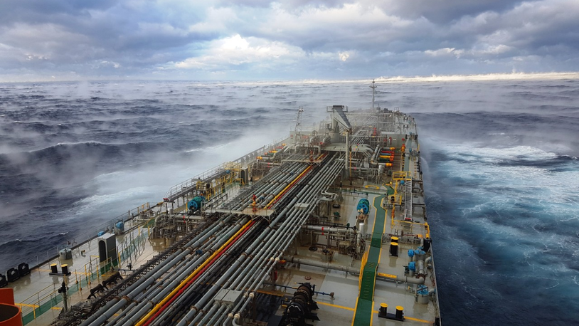 Greeks revitalise the 'dying' LR1/Panamax sector with newbuilding boost