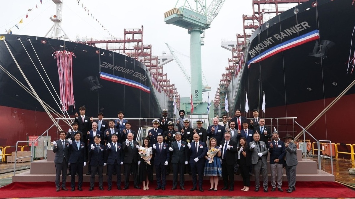 Riviera News Content Hub ZIM names two LNG box ships