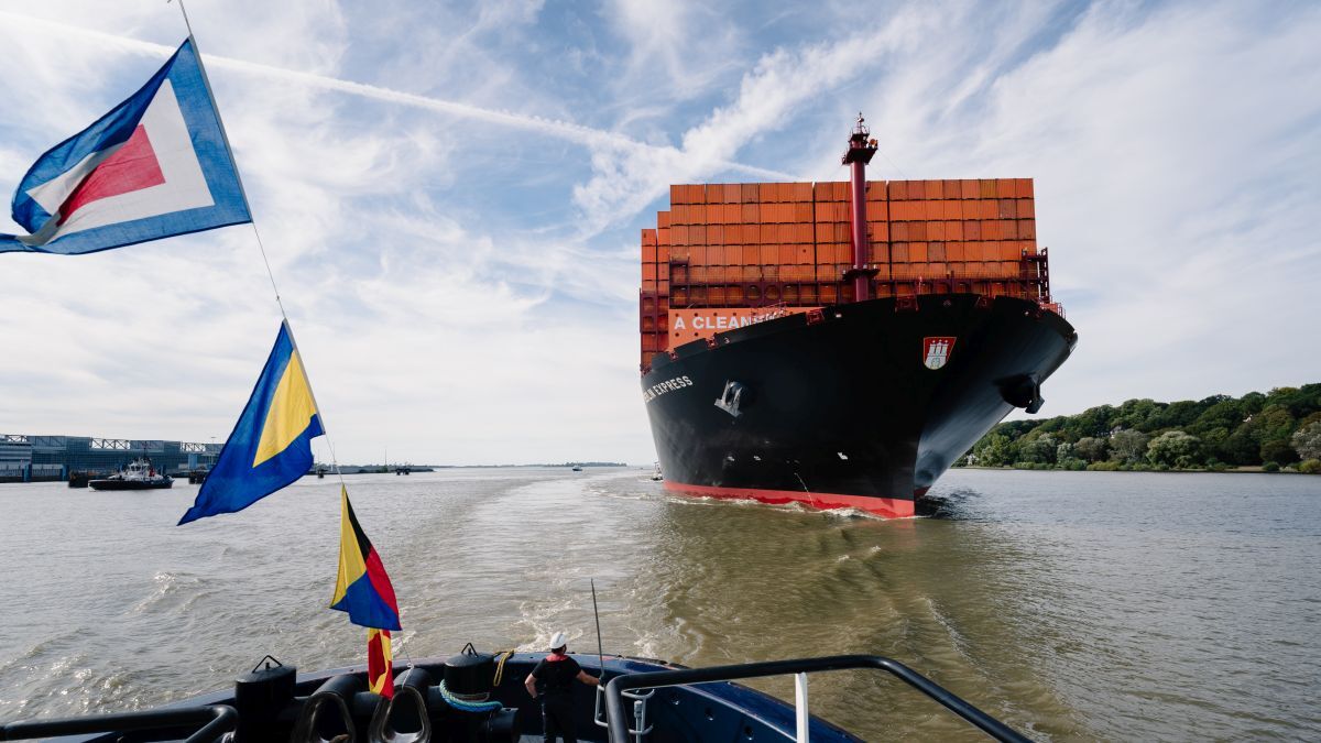 Hapag-Lloyd, IKEA collaborate to advance cleaner shipping