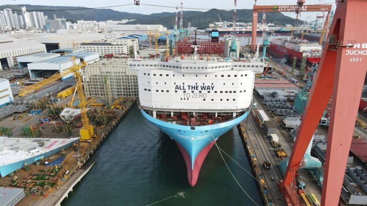 Maersk to complete box ship methanol FSS retrofit by mid-2024