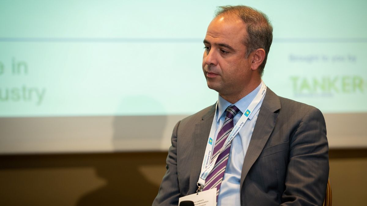 Riviera - News Content Hub - Decarbonisation and retrofitting tanker ...