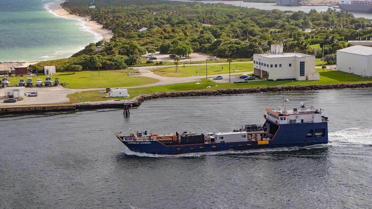 Riviera - News Content Hub - Seacor sells US-Caribbean liner fleet and ...