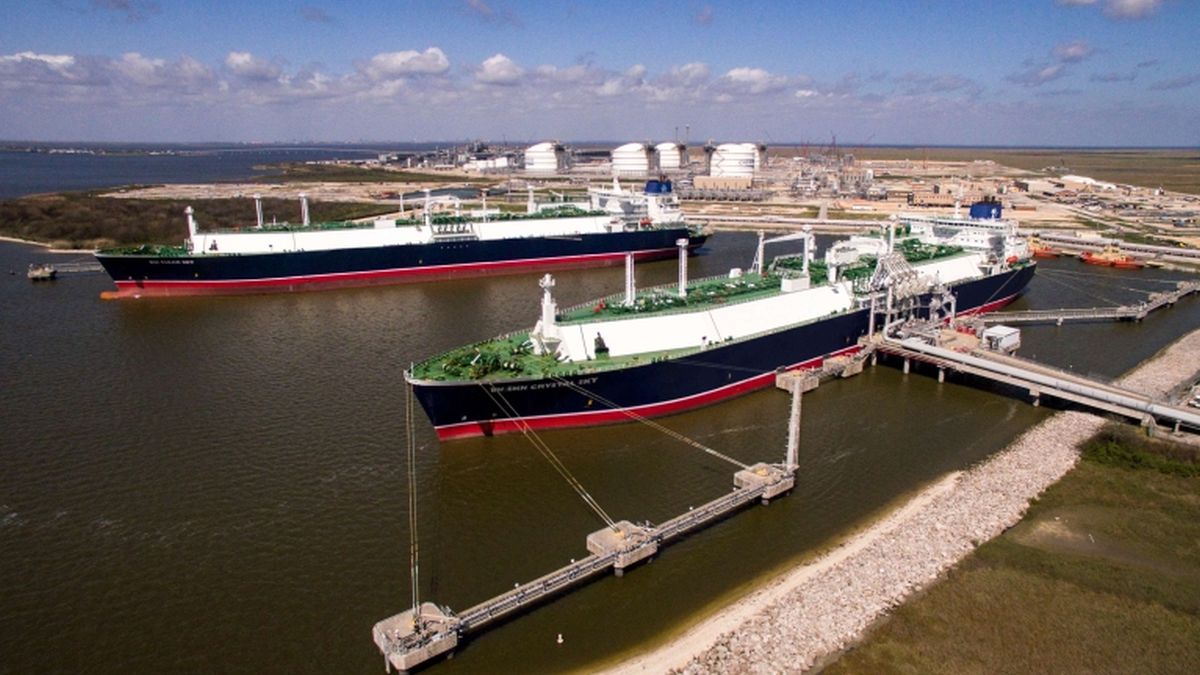 Stena Bulk sells two LNG carriers to BW LNG