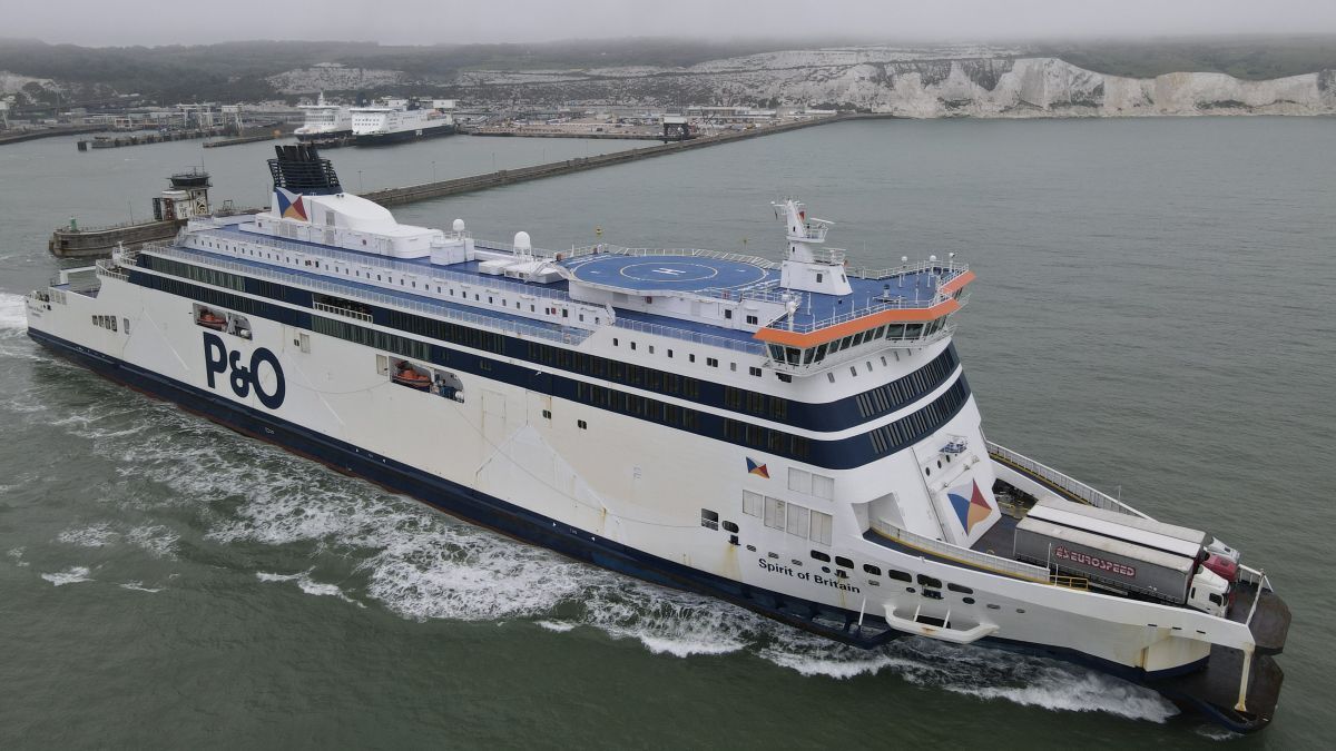 P&amp;O, Irish Ferries to share space on Dover-Calais route