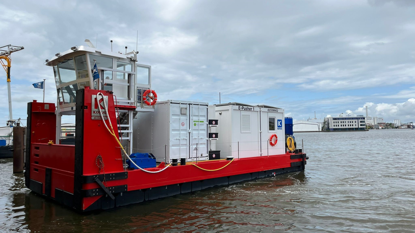 Containerised batteries deployed on world’s first electric pusher tug