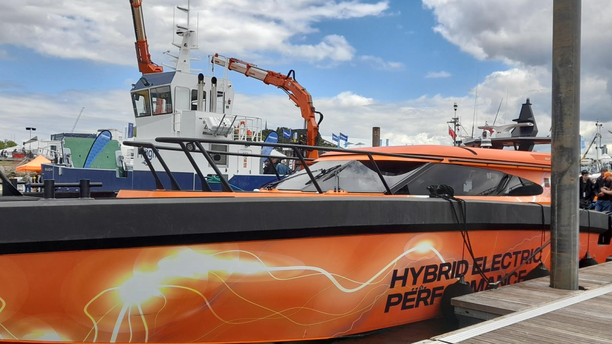 An M17 class vessel was built by Marell Boats with two V8 DI16 engines and battery packs for hybrid propulsion (source: Riviera)