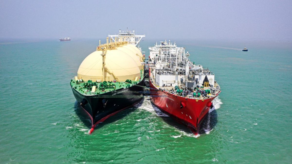 Excelerate Energy LNG FSRU damaged by cyclone