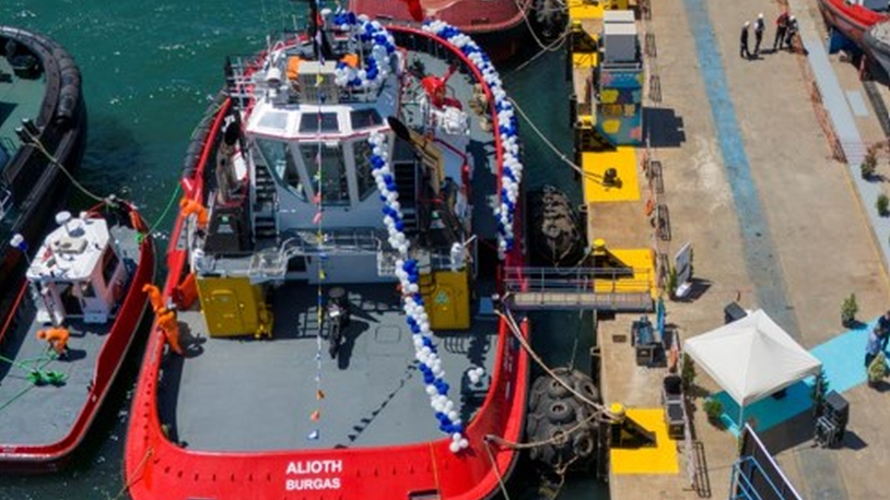 Turkish-built tugs completed and named for two ports