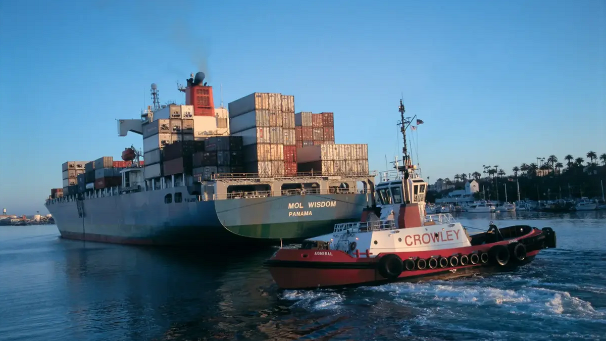 Ship assistant. Ship assistant