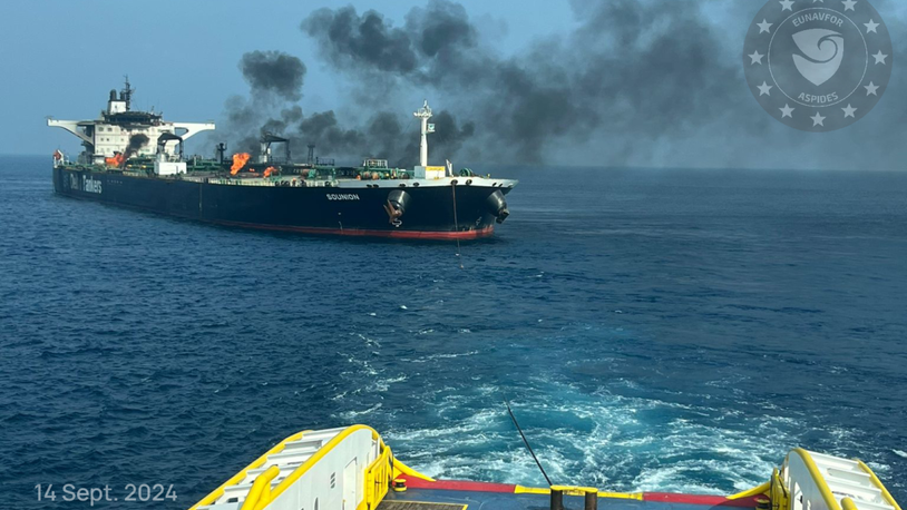 Sounion salvors awarded bravery medal for actions 'crucial in averting environmental disaster'