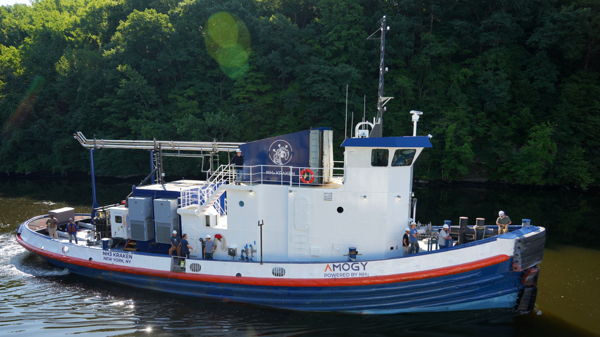 World's First Carbon-Free Ammonia-Powered Vessel Sets Sail from New York City