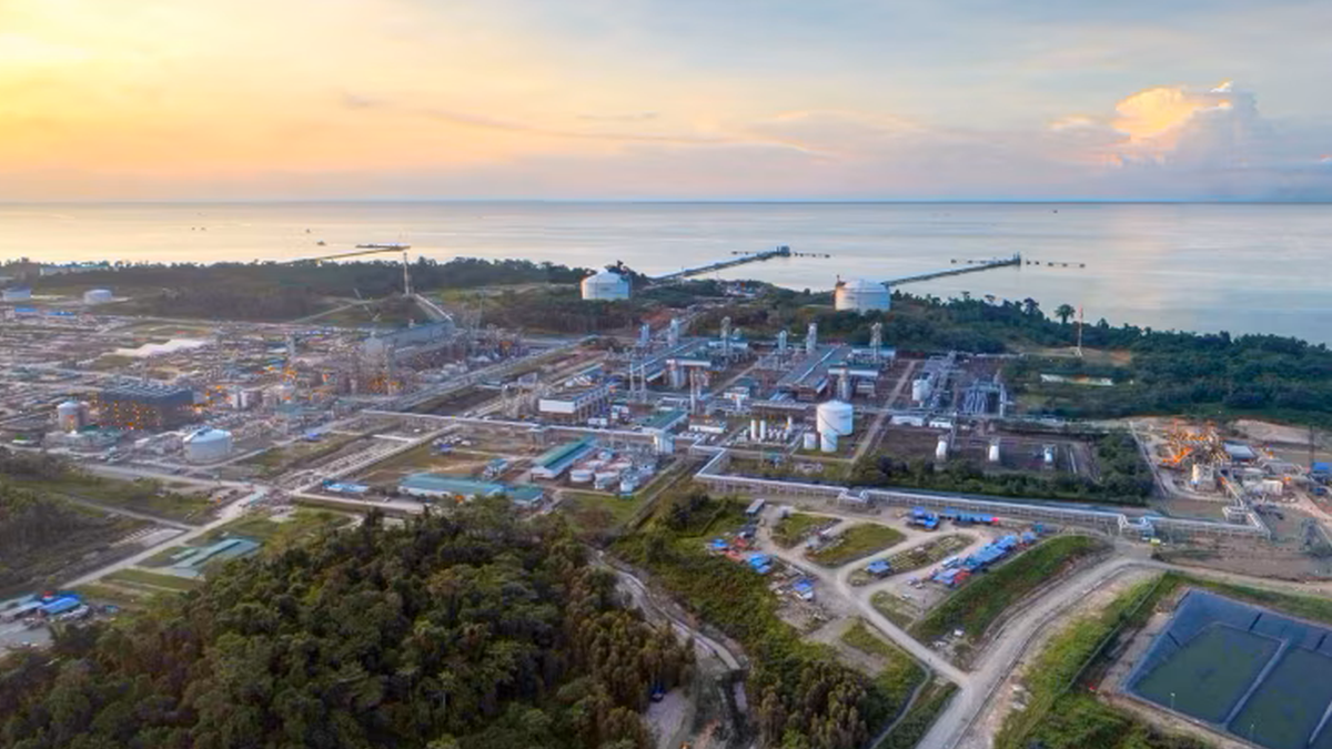 Tangguh_UCC_project_for_LNG_production_and_export_facilties.png