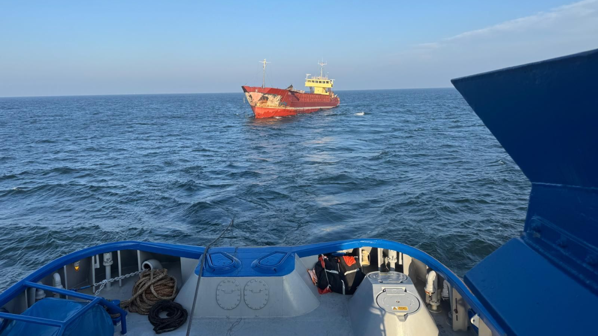 Fairplay_salvage_of_Sofia_in_end_Nov_2024_in_Baltic.png