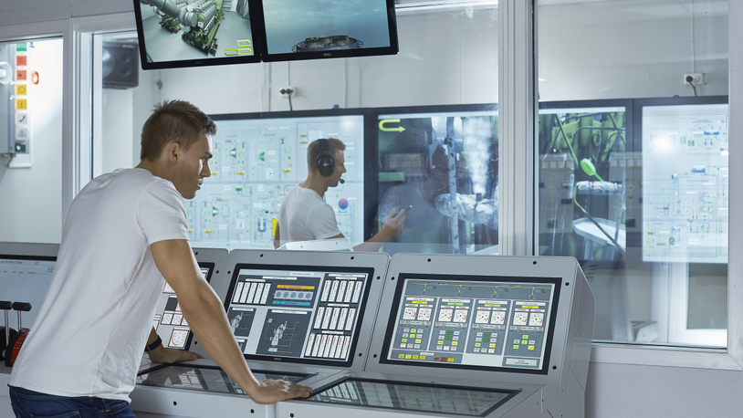 Capital installs engineroom simulators in Greek training centre