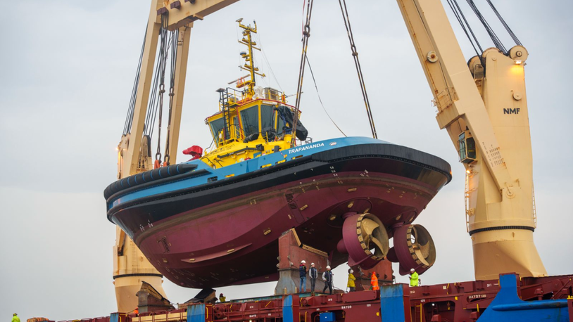 First South American electric tug begins delivery voyage