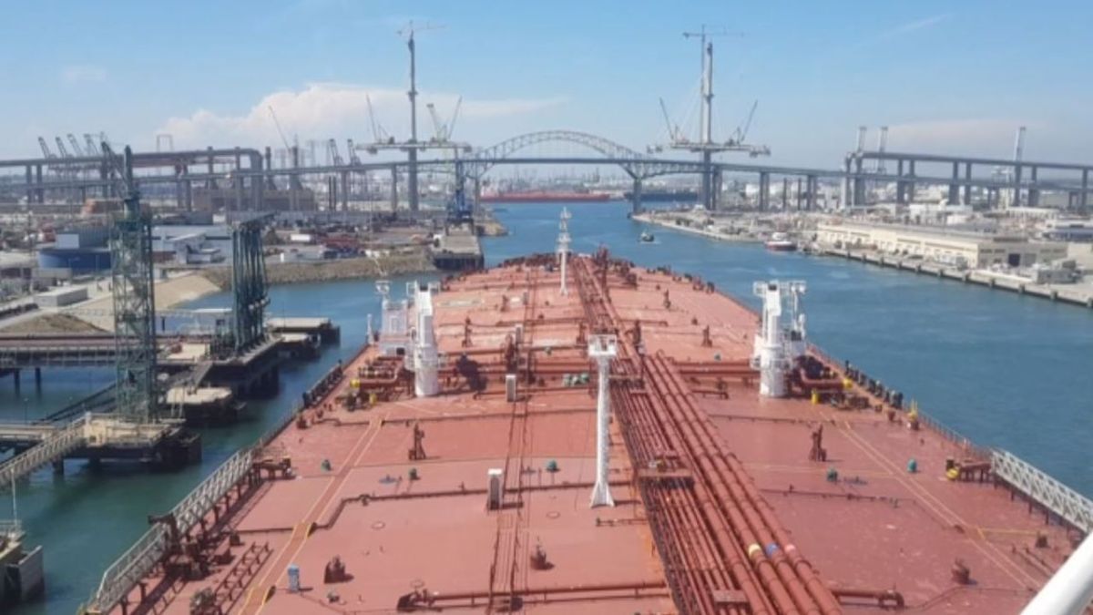 California enforces ballast salinity exchange mandate