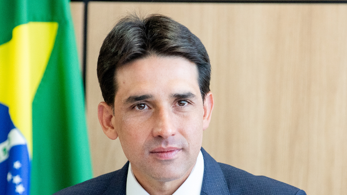 Headshot of Brazilian Minister Ports and Airports Silvio Costa Filho source FMMwebzhgf