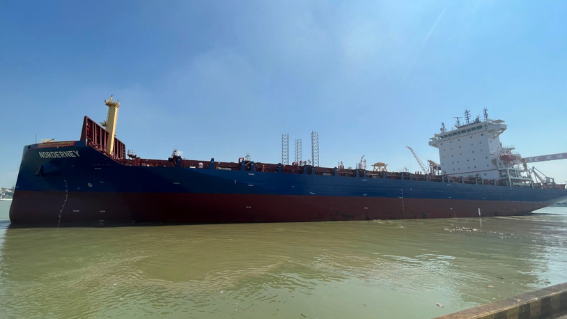 Goldenport linked to feeder newbuilding order at reactivated Chinese yard