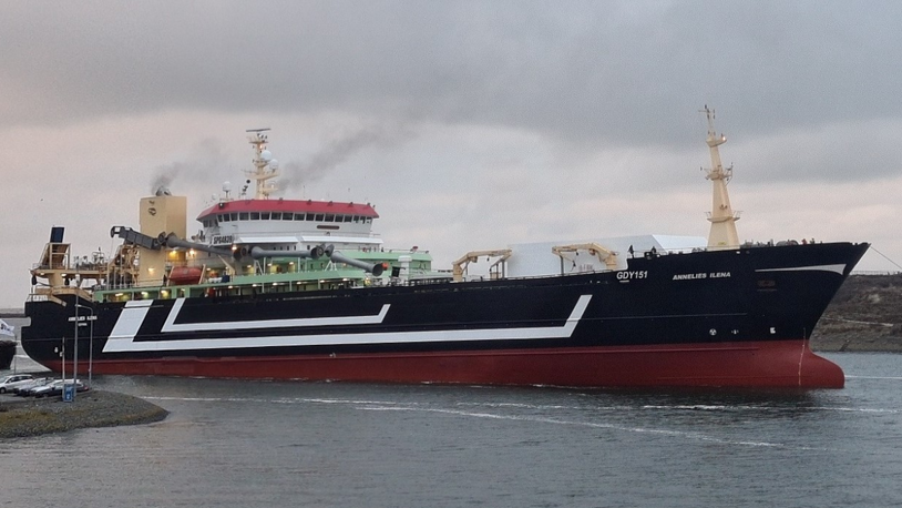 Parlevliet upgrades satcoms on factory trawlers