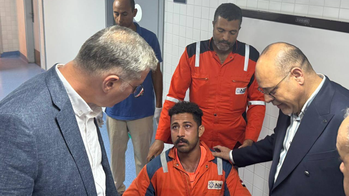 ADES jack-up capsizes off Egypt, killing at least four