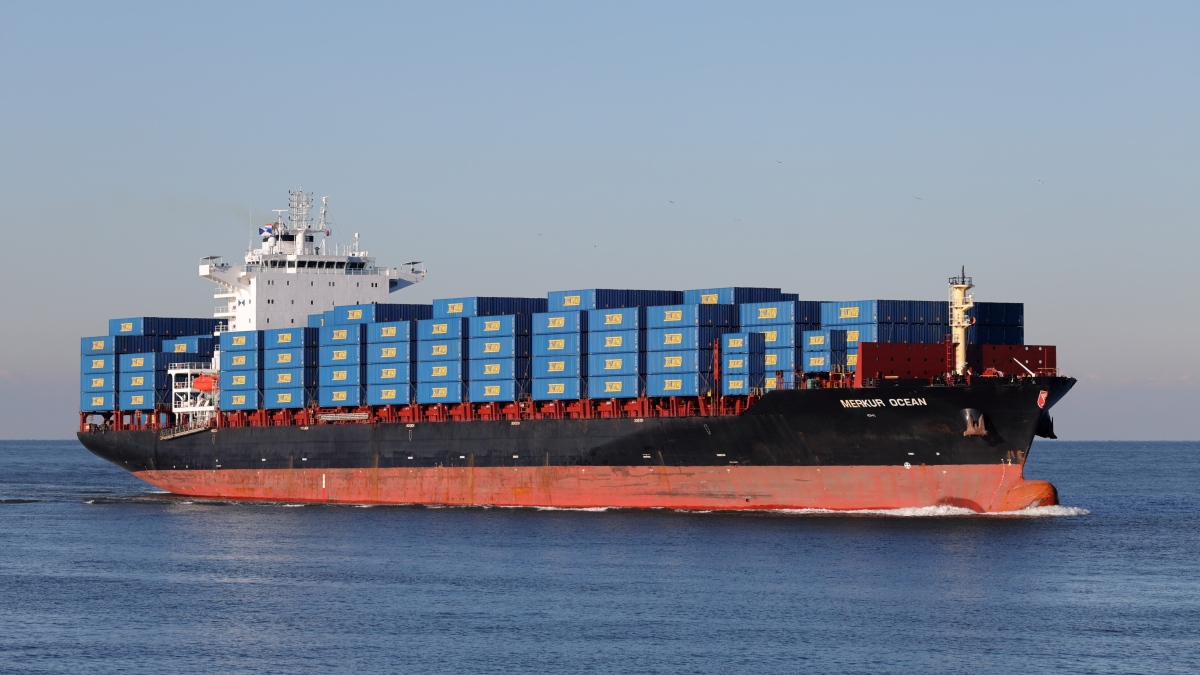 One of Vinnen container ship will have NexusWave on board