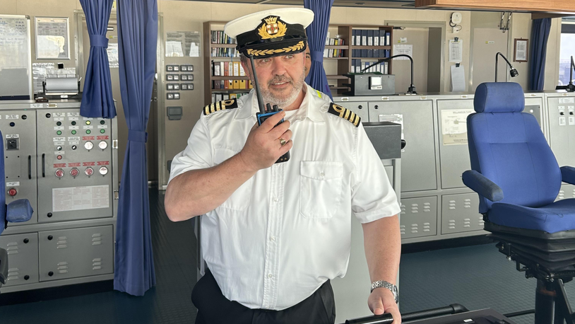 Merchant mariners recognised for life-saving heroism, dedication