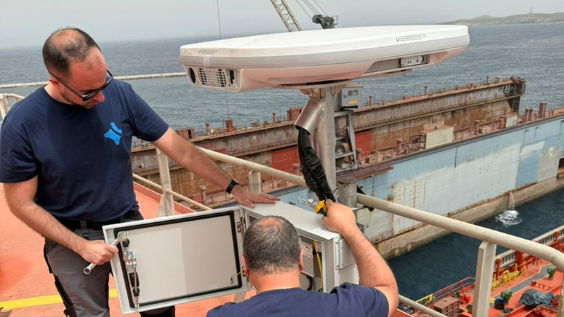 Deal made to fit 300 vessels with bonded satcoms in a year 