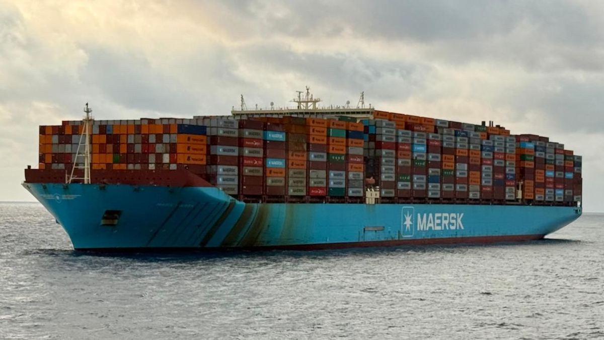 Update: Marie Maersk continues voyage as container fire smoulders