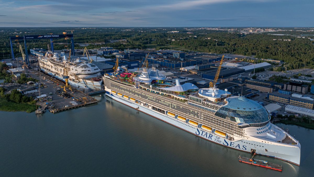 Royal Caribbean confirms Icon 5 order as it secures long-term shipyard deal
