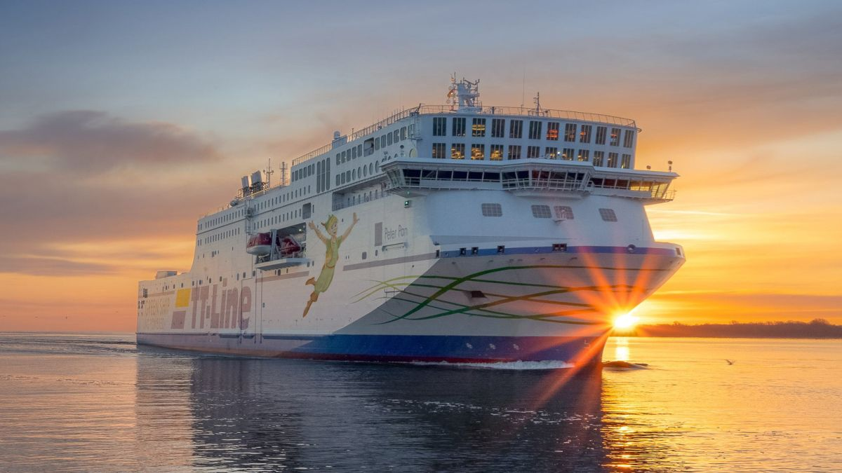 Consolidation reshapes small-scale LNG in 2025