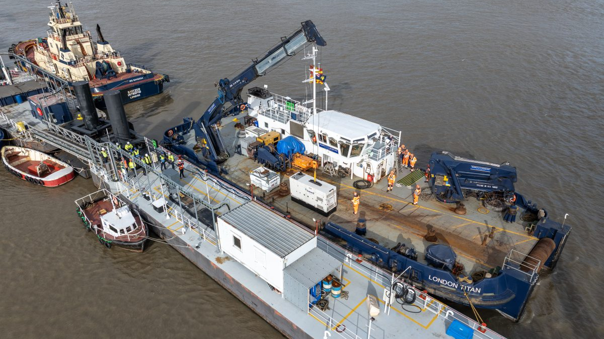 NZM uses London Titan workboat Denton shore power construction project London