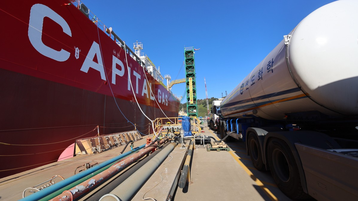 Low-pressure CO2 ship-shore trials completed