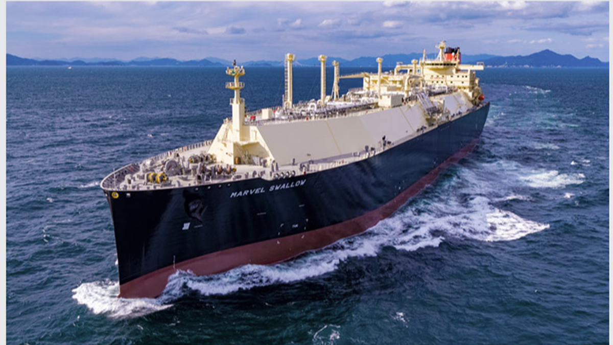 MOL agrees lifecycle cover for 12 LNG newbuilds