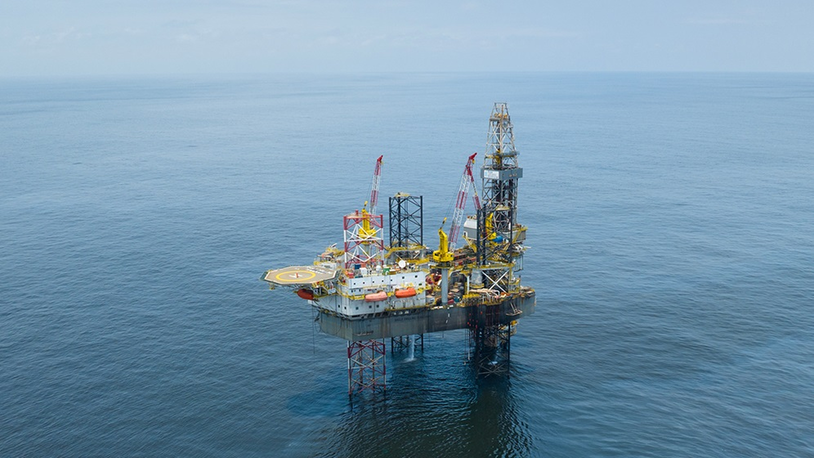 Chevron reports first oil at new platform offshore Angola