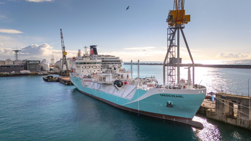 Green Pearl LNG bunkering vessel starts work in Genoa