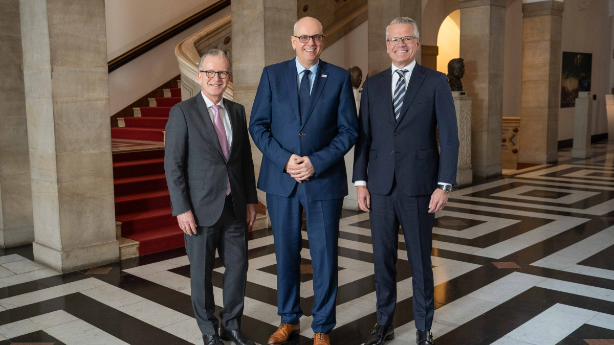 Maersk, Eurogate to invest &euro;1Bn in Bremerhaven