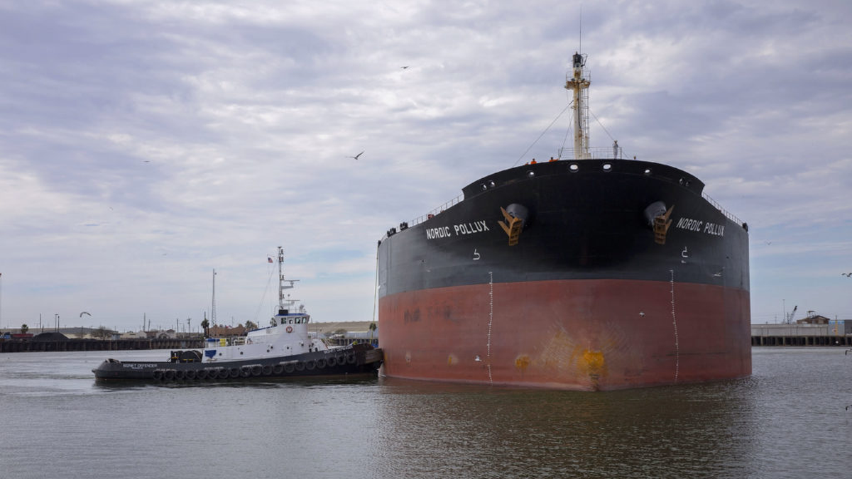 NAT sells 2003-built Suezmax tanker for US$25M in firm S&amp;P market